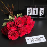 Load image into Gallery viewer, Highland Red Rose Fresh Rose Flowers